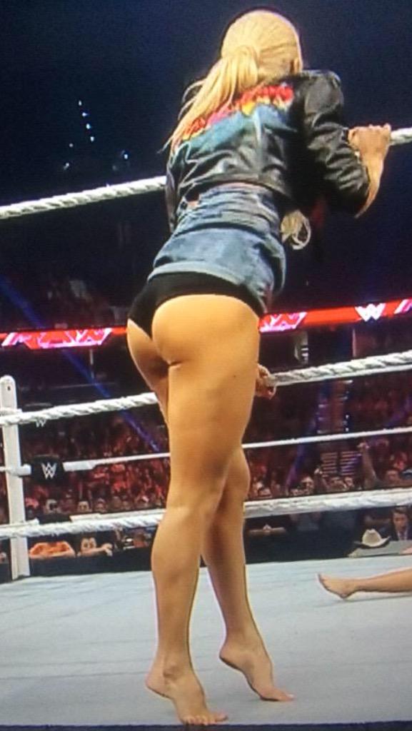 cell fuck android 18 female wrestler butt rub