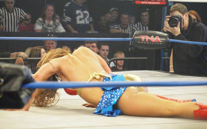 mickie james wonder woman couple enjoying hawaiian nudeist beach