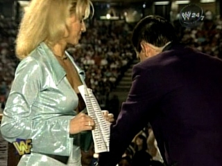 Sunny-Wrestling