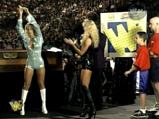 Sunny-Wrestling