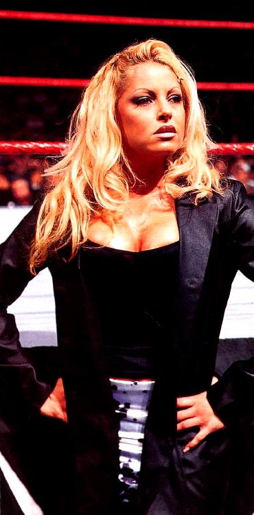Trish-Stratus-WWE