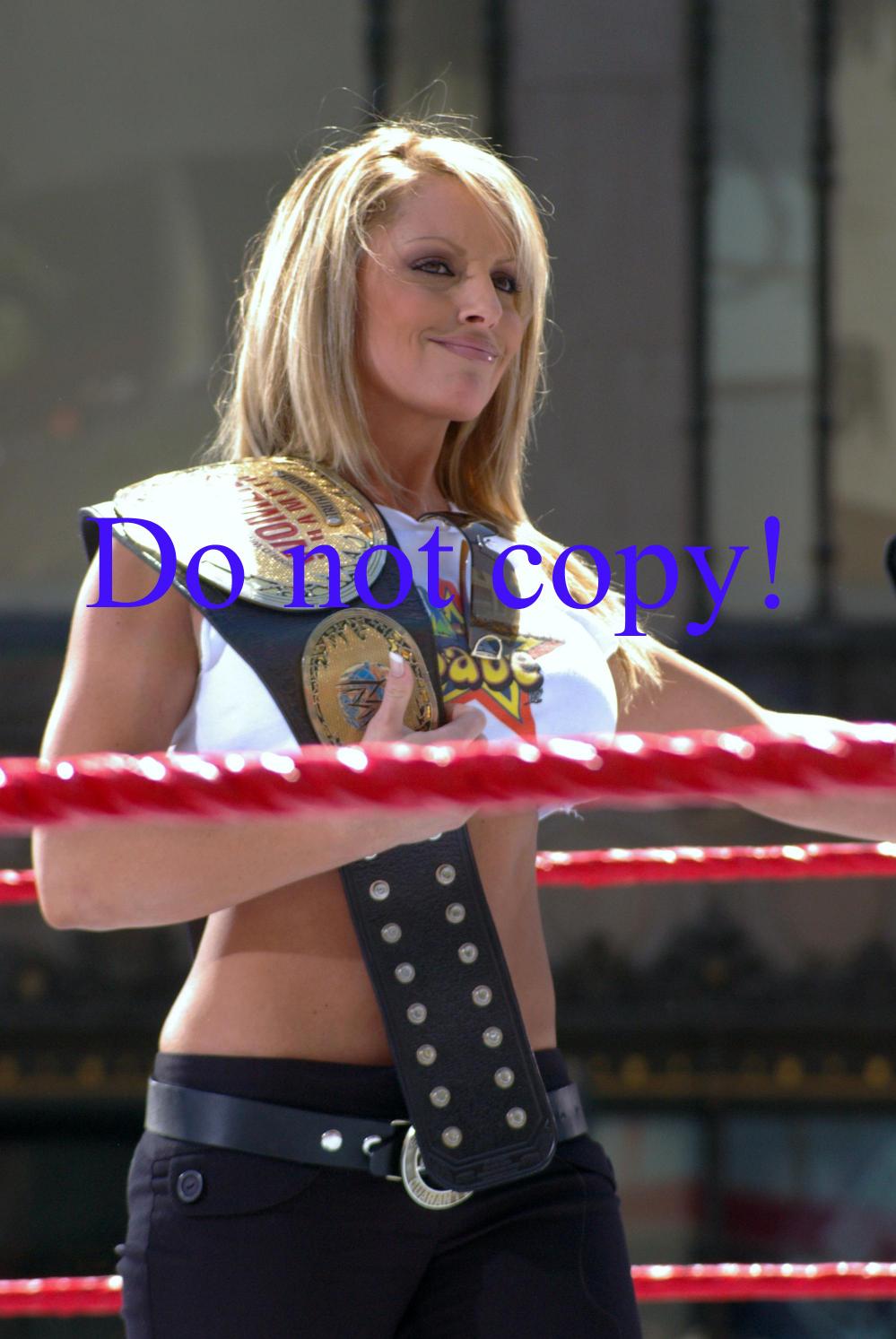 Trish-Stratus-WWE
