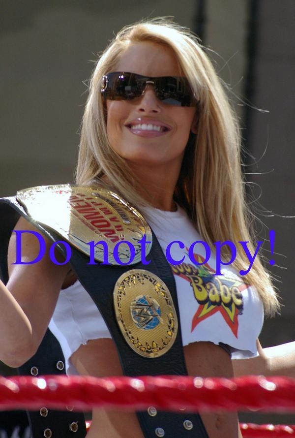 Trish-Stratus-WWE