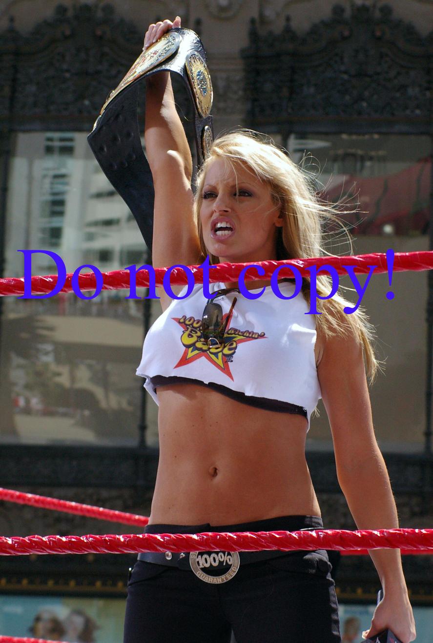 Trish-Stratus-WWE