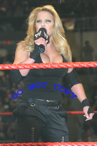 Trish-Stratus-WWE