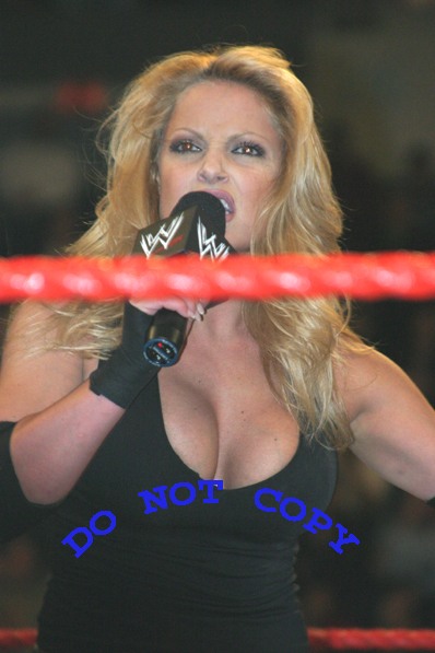 Trish-Stratus-WWE