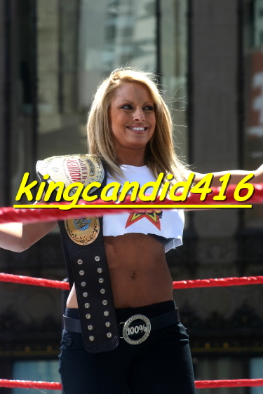 Trish-Stratus-WWE