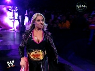 Trish-Stratus