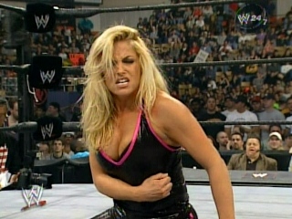 Trish-Stratus