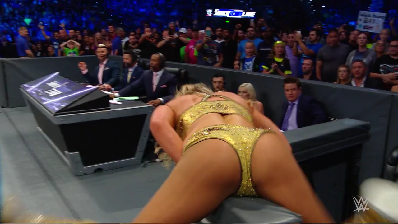 Charlotte Flair