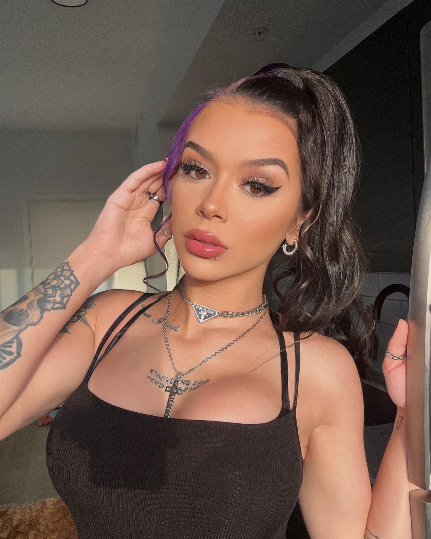 Cora Jade