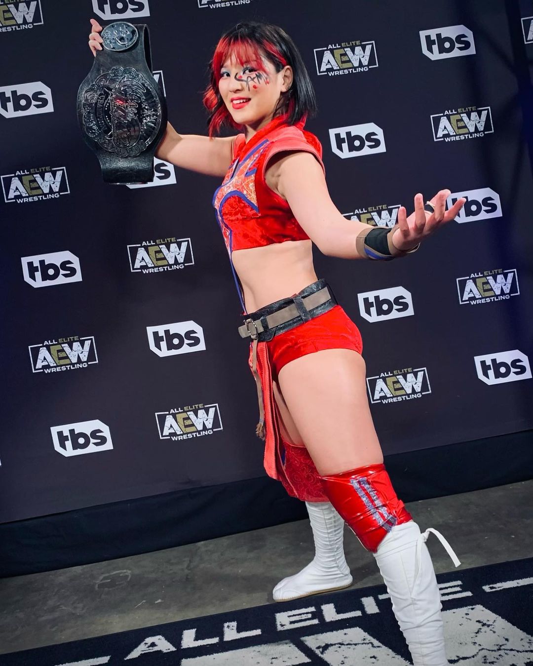 Hikaru Shida