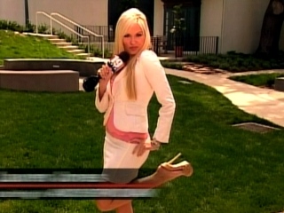 Lauren-Jones-Anchorwoman