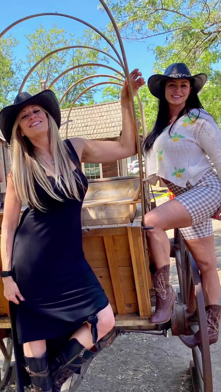 Candice Michelle and Lilian Garcia