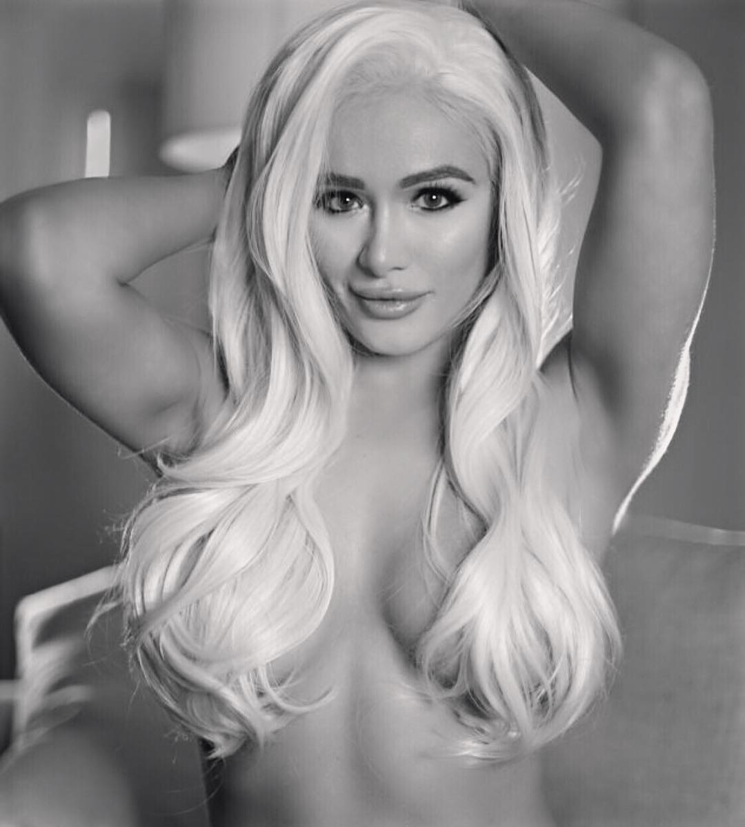 Scarlett Bordeaux