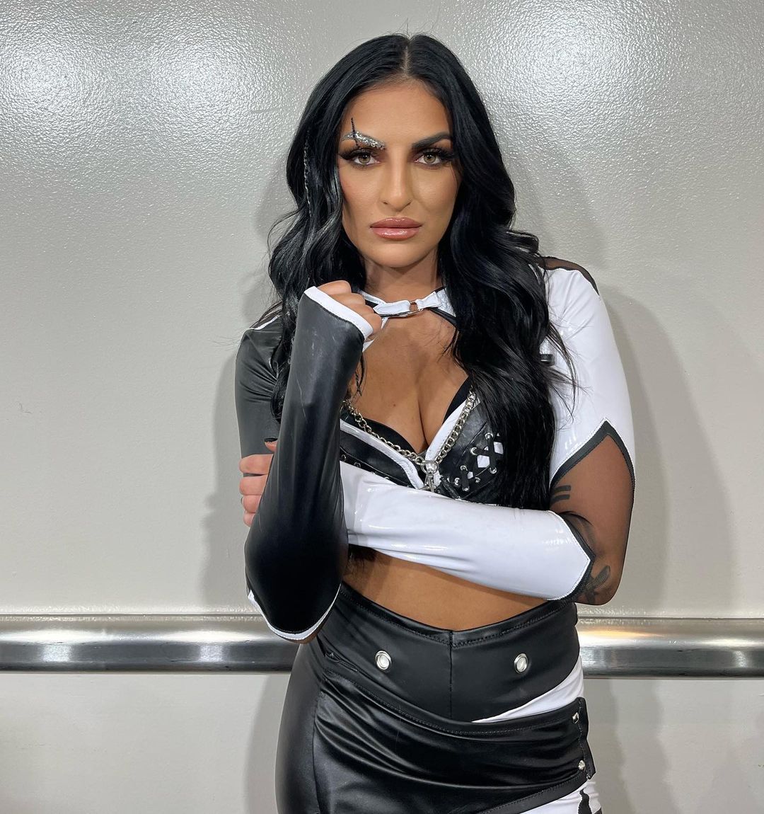 Sonya Deville