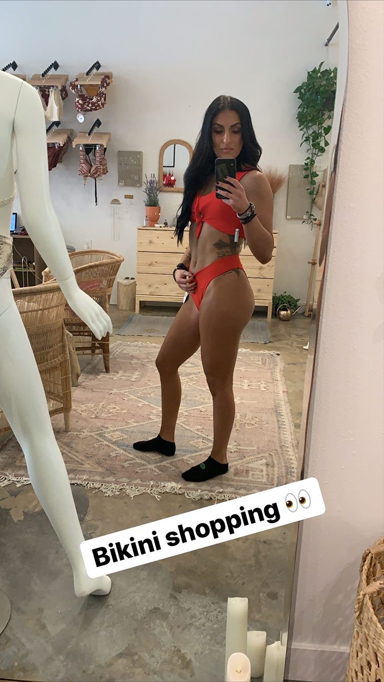 Sonya Deville