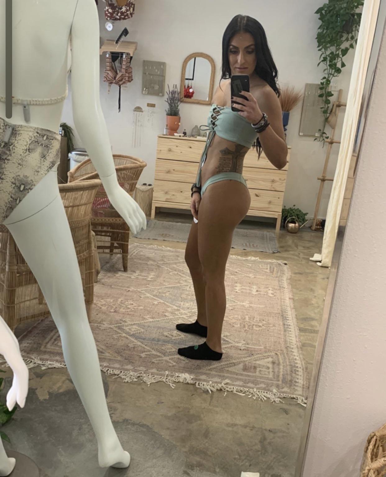 Sonya Deville