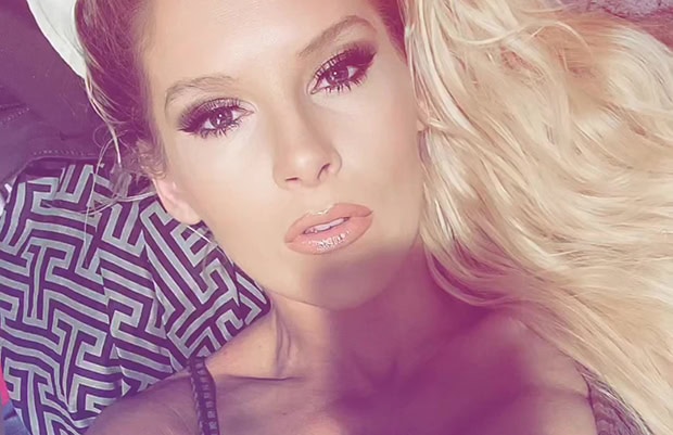 56 Hot Photos Of Lacey Evans’ Boobs