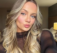 Anna Jay