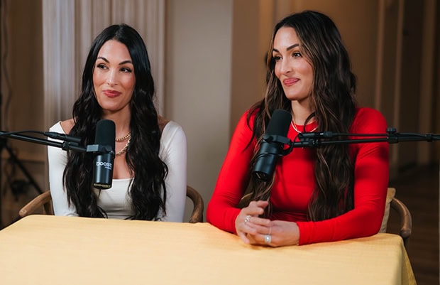 Nikki Bella and Brie Bella