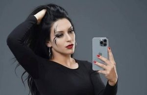 Stephanie Vaquer